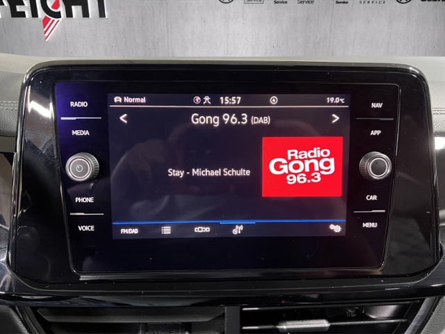 T-Roc 1.0 TSI R-Line+LED+PARKLENK+NAVI-VORB.+ACC