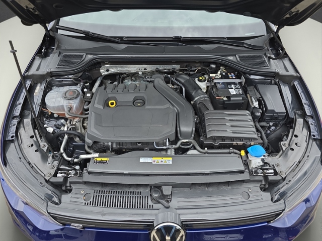 Golf Variant VIII 1.5 eTSI R-Line+LED+NAVI+RFK