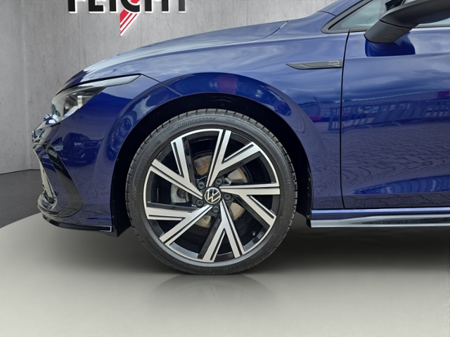 Golf Variant VIII 1.5 eTSI R-Line+LED+NAVI+RFK