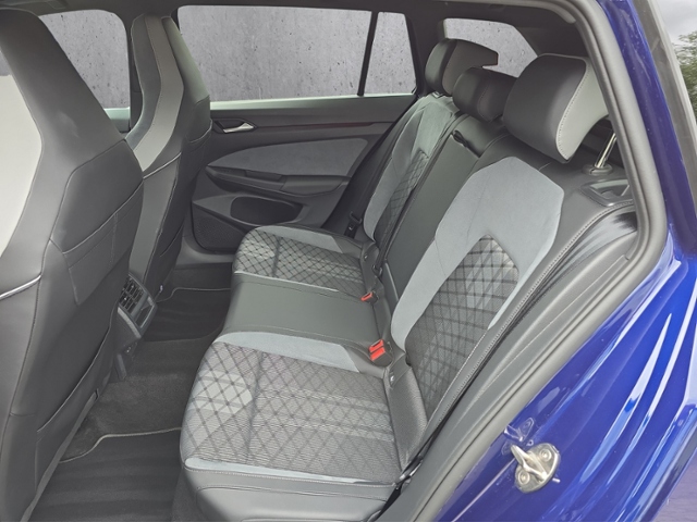 Golf Variant VIII 1.5 eTSI R-Line+LED+NAVI+RFK