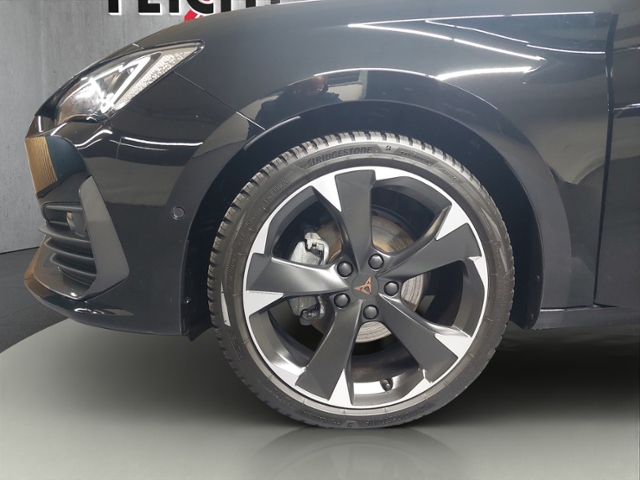 Leon 1.5 eTSI LED+NAVI+FULL LINK+PARKLENK+ACC